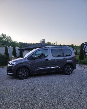 Toyota Proace City Verso cena 129000 przebieg: 19800, rok produkcji 2021 z Mława małe 92